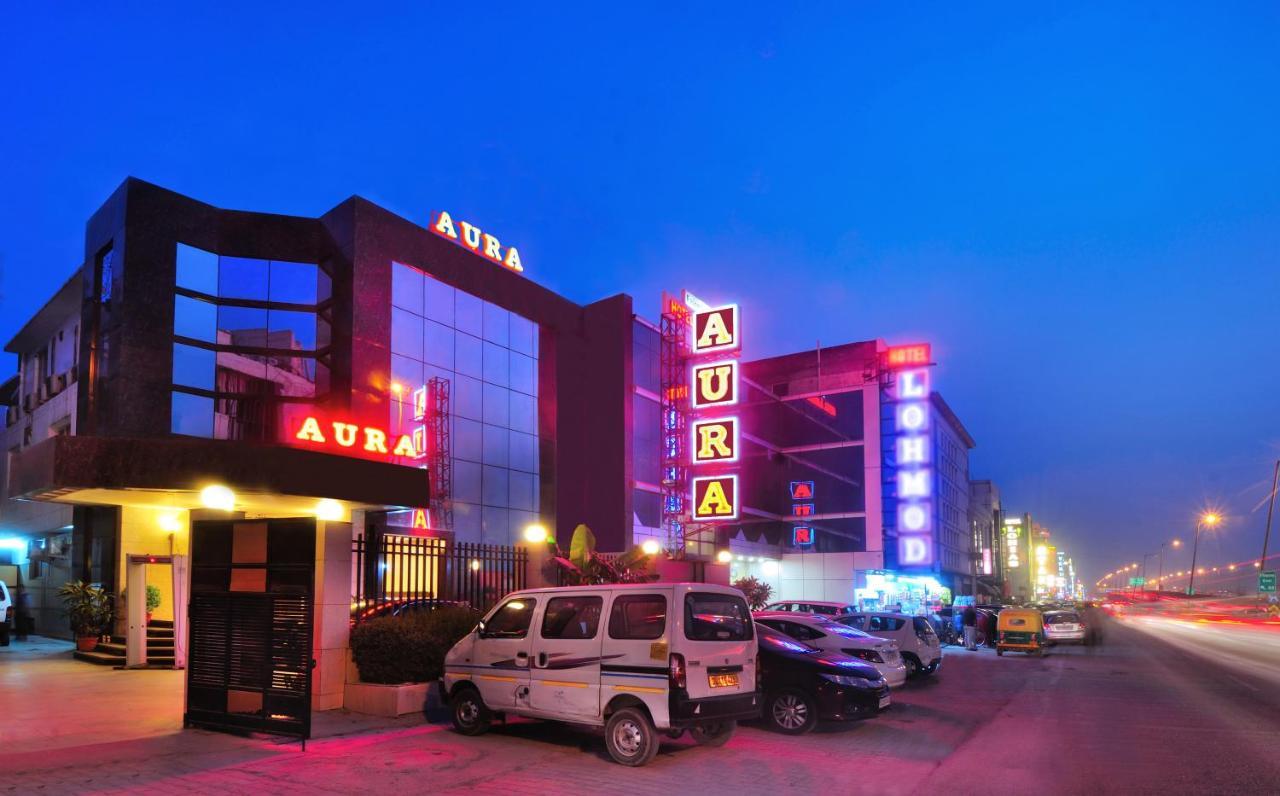 Hotel Aura @Airport New Delhi Eksteriør billede